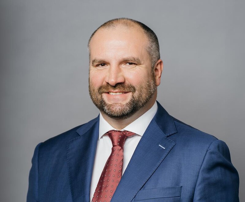 Дмитрий Бурлов