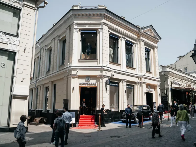 Открытие центрального флагманского салона HENDERSON на Кузнецком Мосту